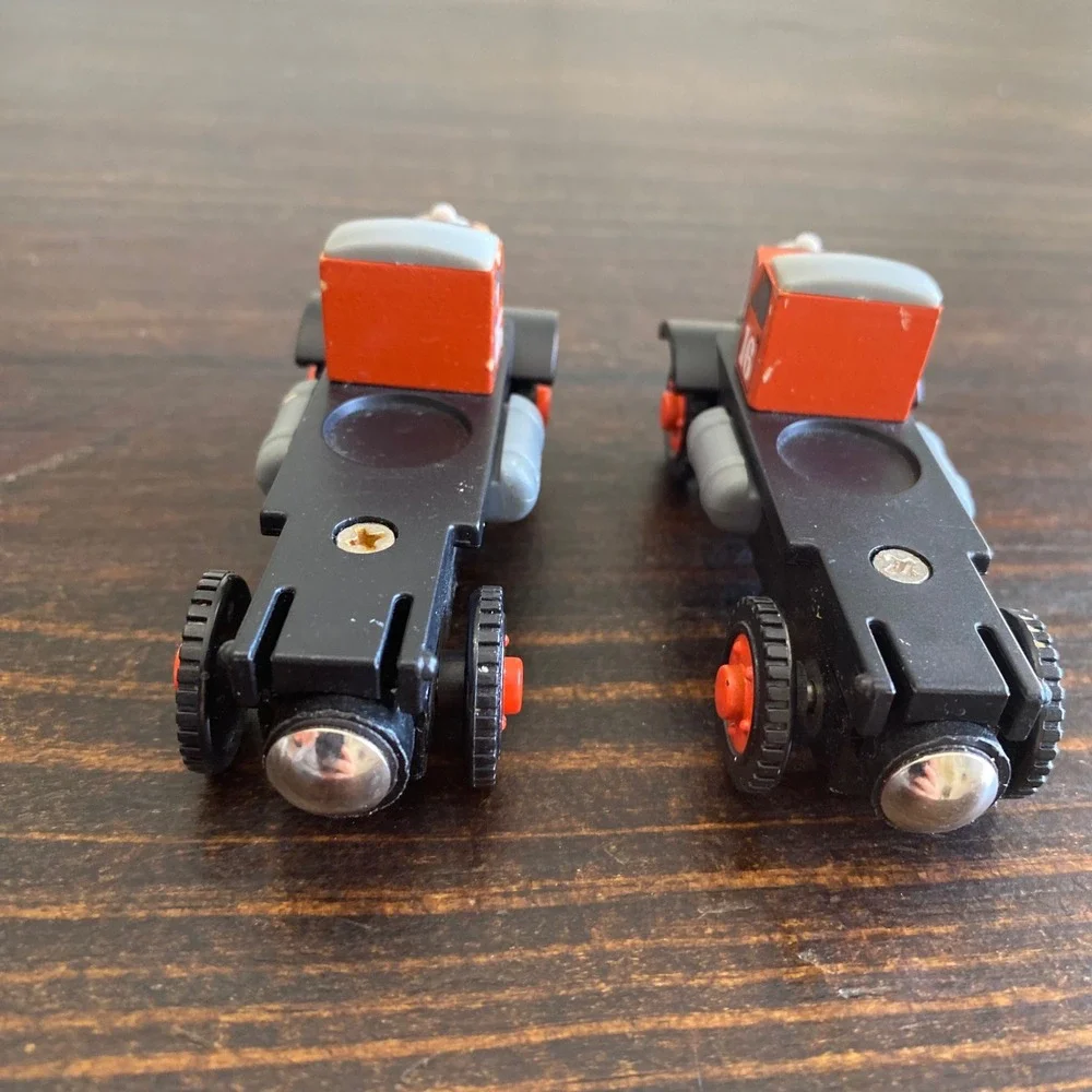 Thomas & Friends Wooden‎ Railway Max and Monty Dump Truck Twins No Dumpers